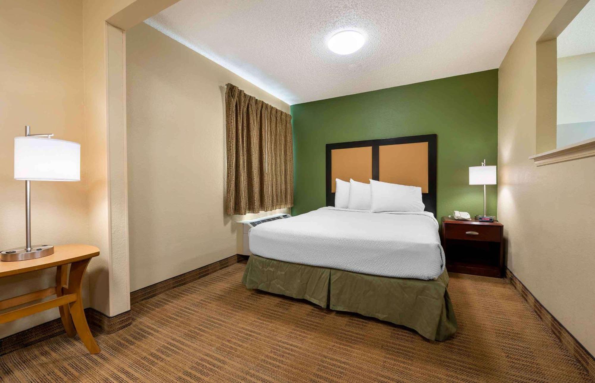 Suburban Studios Indianapolis Northwest - College Parks Exteriér fotografie