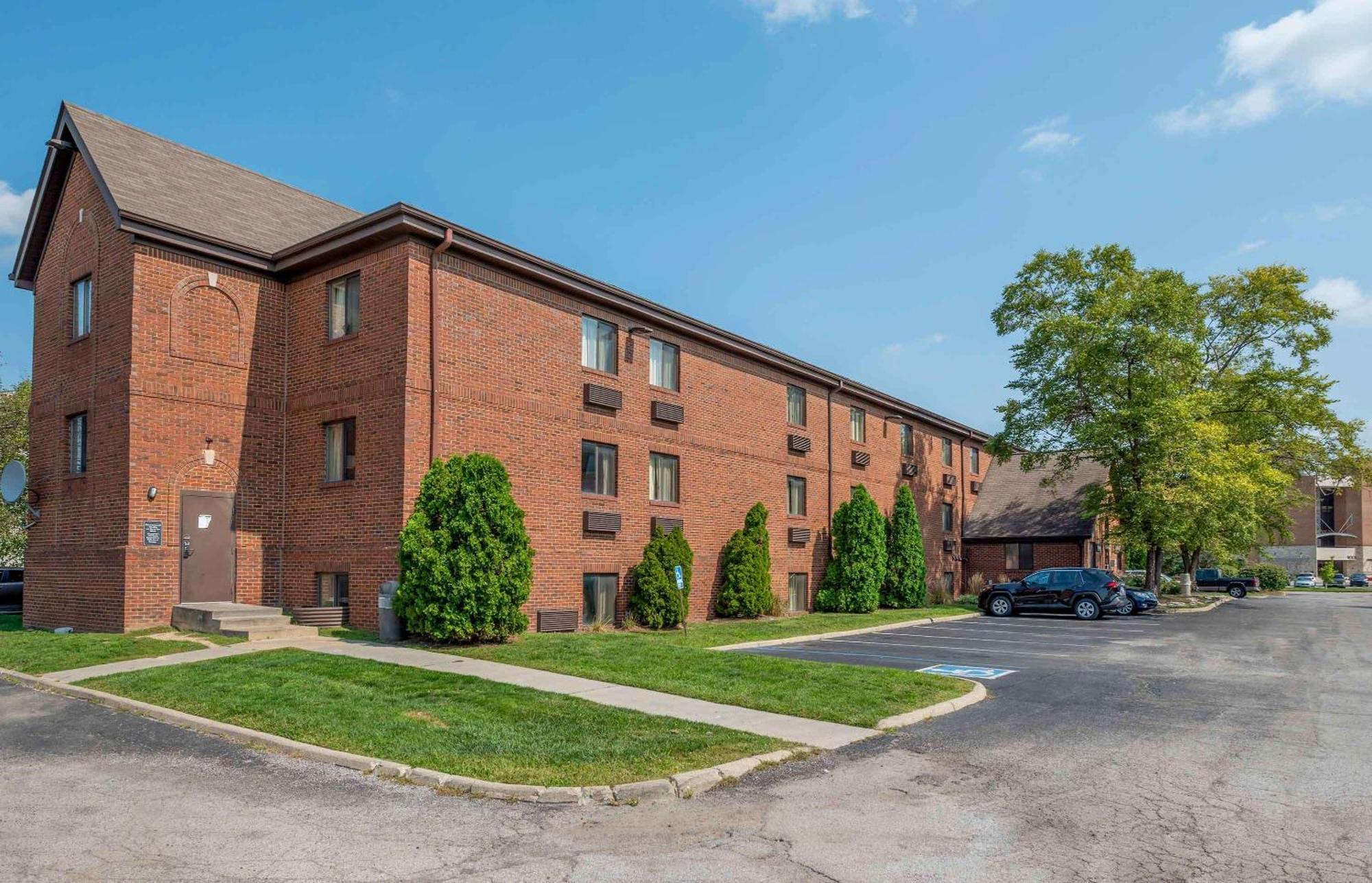 Suburban Studios Indianapolis Northwest - College Parks Exteriér fotografie